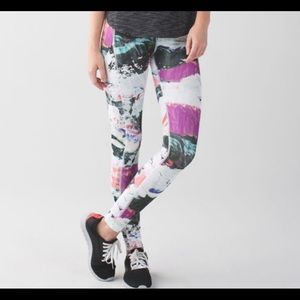 Lululemon Speed Tight lll Size 8